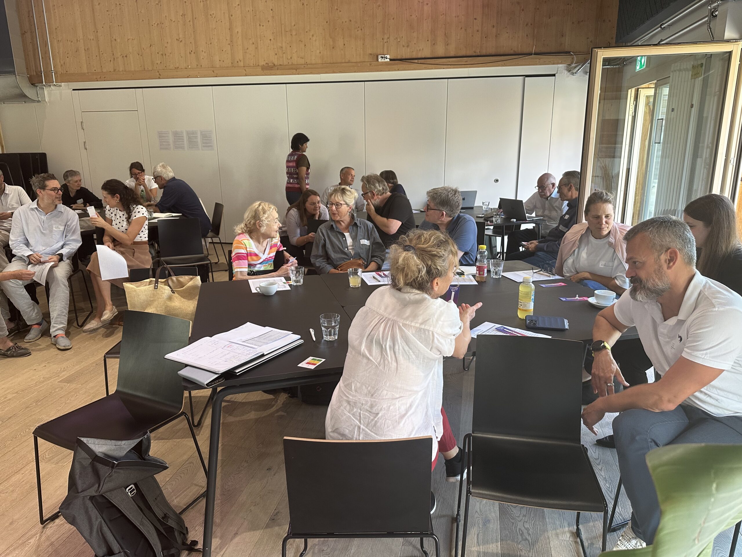 Polarisation as a challenge for adult education